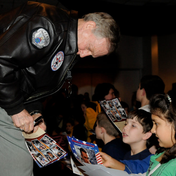 SPACE CREW Autographs and Signed Photos