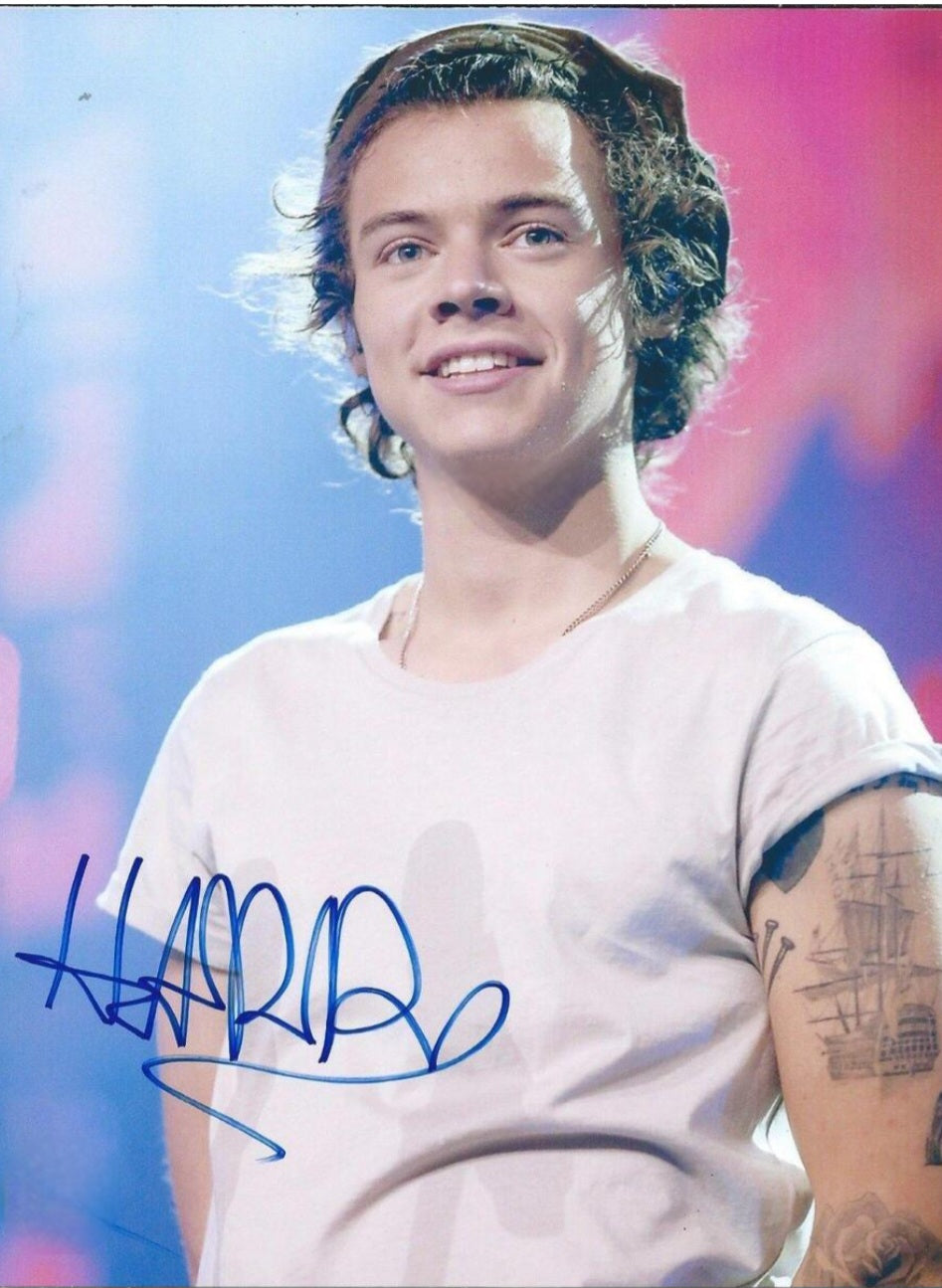 Harry Styles signed photo blue marker on stage Boston memorabilia