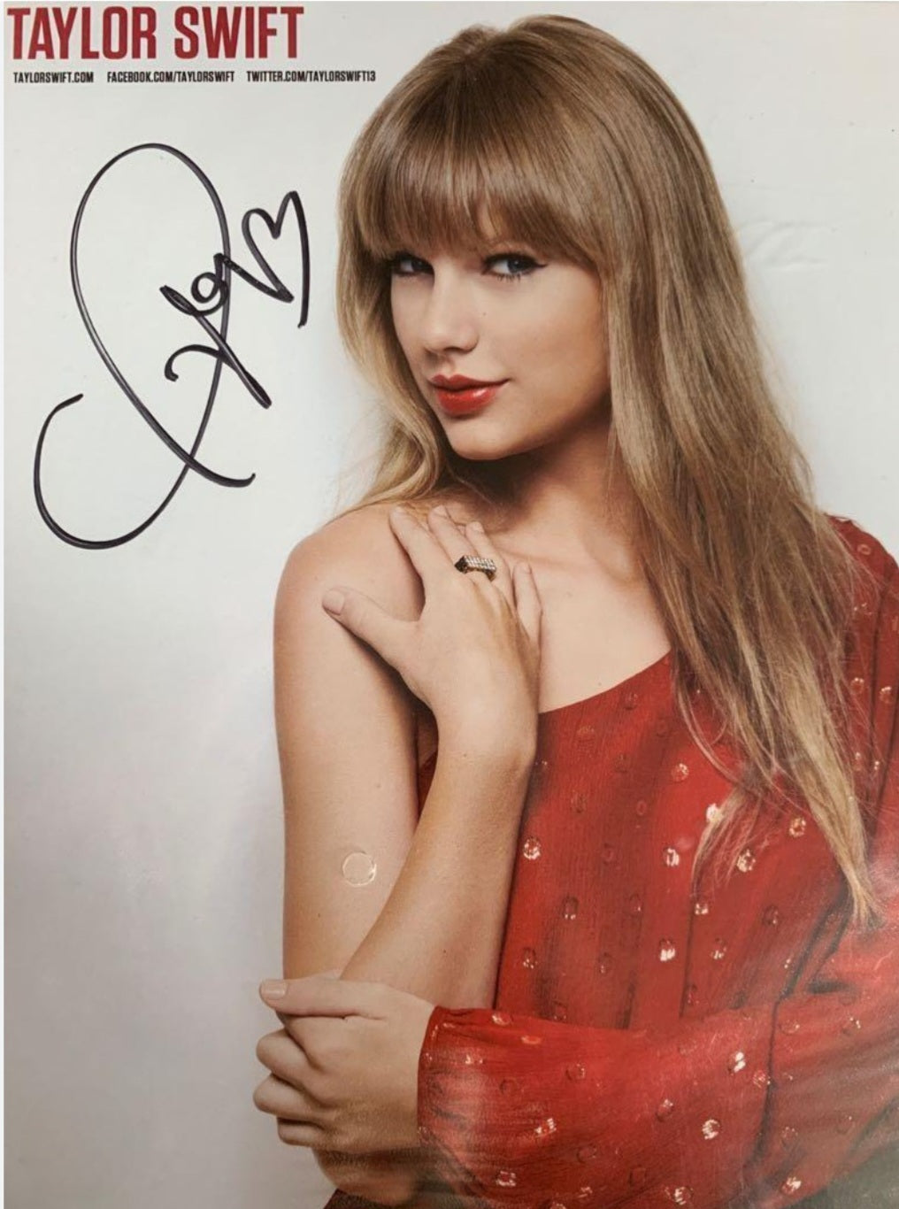 Taylor Swift signed autographed photo in black marker red dress Boston memorabilia
