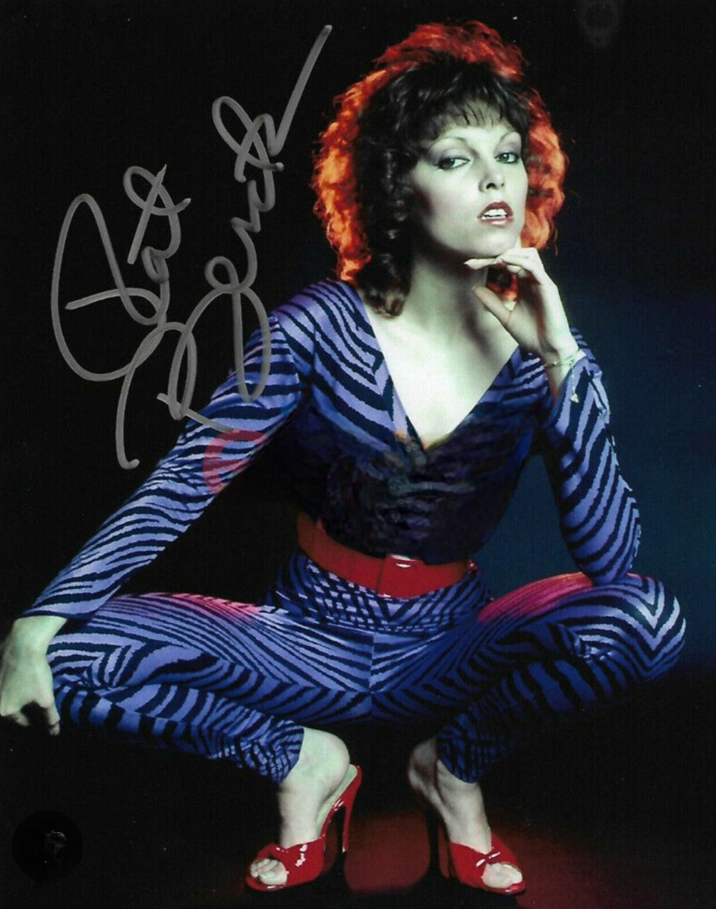 Pat Benatar signed photo cat pose kneeling down