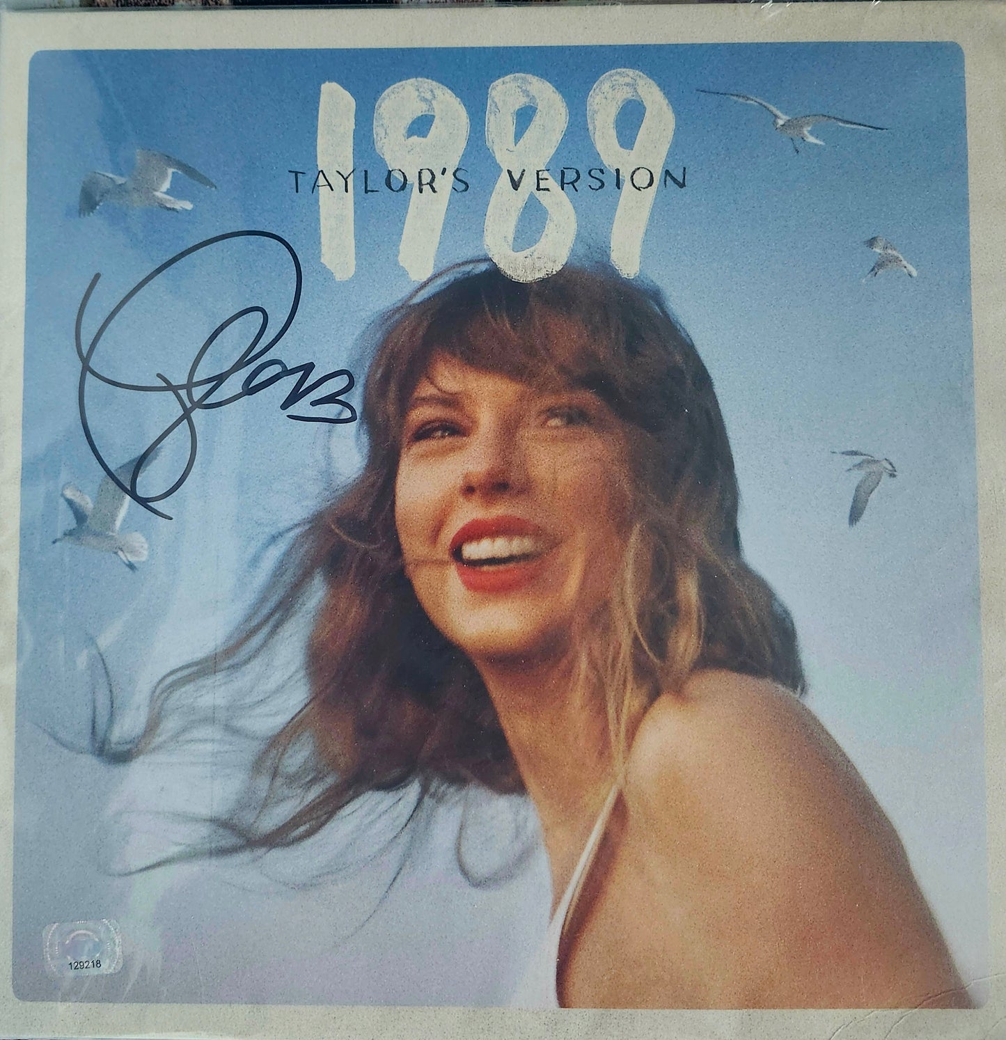 Taylor Swift signed 1989 album Boston memorabilia black marker