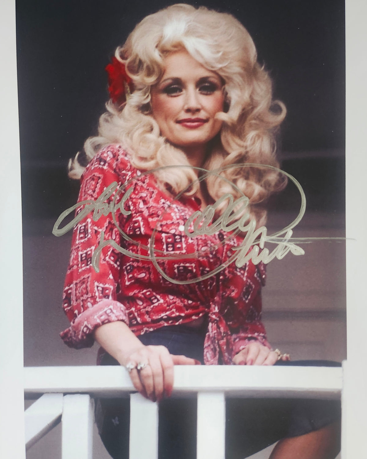 DOLLY PARTON Signed Photo COA Hologram