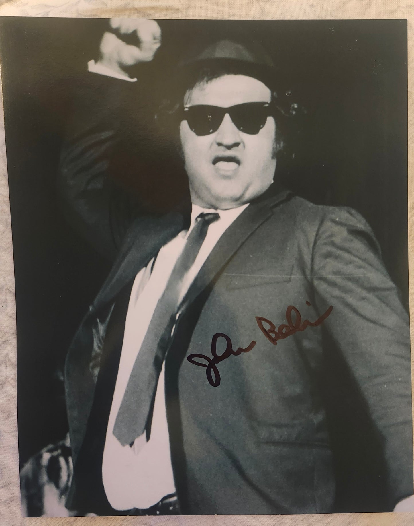 JOHN BELUSHI Signed Autographed Photo Funny Dance COA Hologram