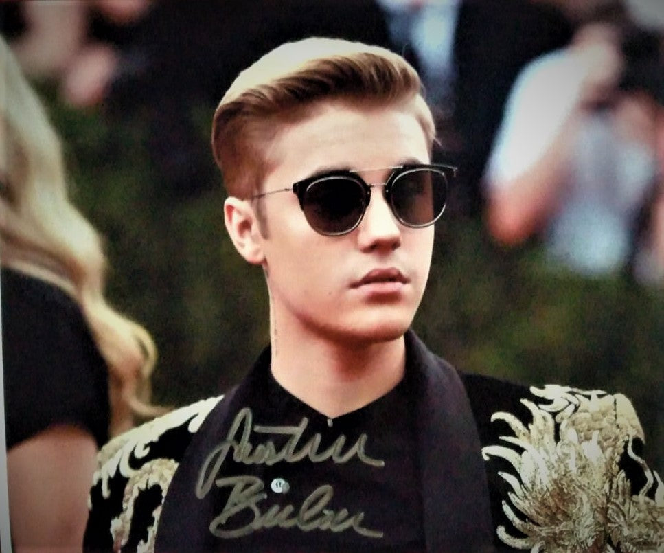 JUSTIN BIEBER signed autographed photo COA Hologram Beckett Autographs