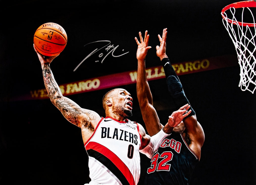DAMIAN LILLARD signed autographed photo COA Hologram Beckett Autographs
