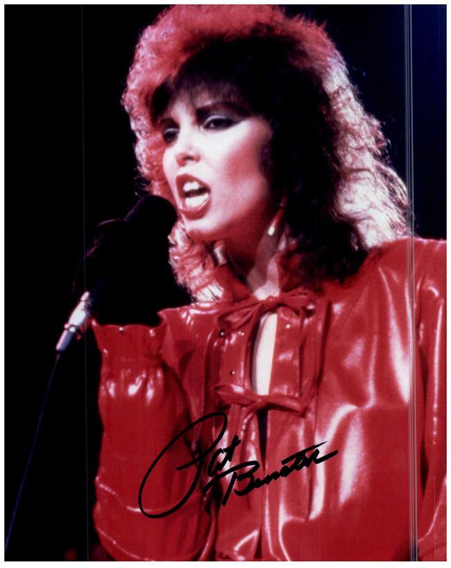 PAT BENETAR signed autographed photo COA Hologram singing in Red Jacket