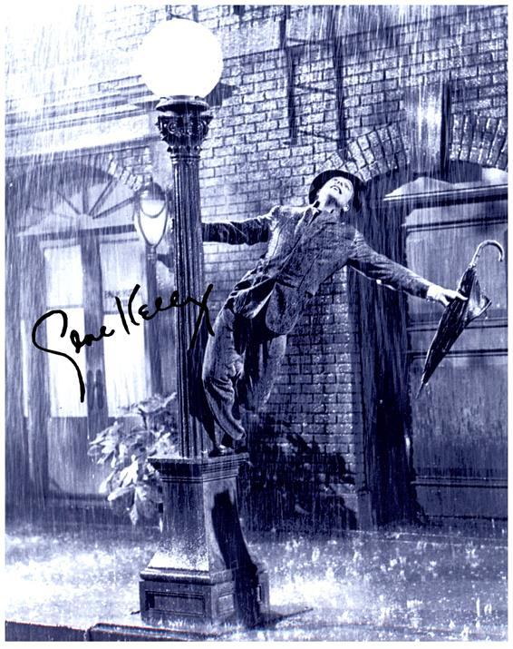 GENE KELLY signed autographed photo COA Hologram Beckett Autographs