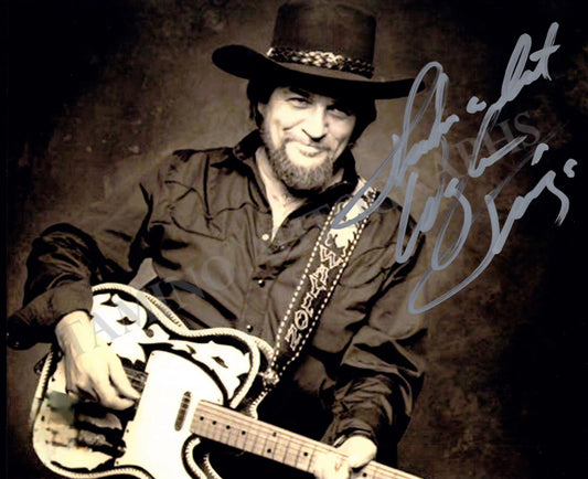 About Waylon Jennings autographs