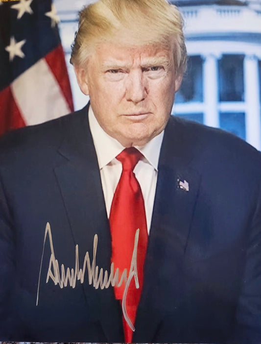 Donald Trump signed autographed photo silver marker