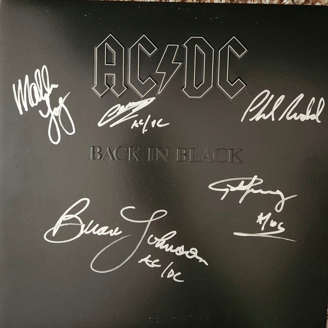 Authentic Autographs, Signed Photos, Record Albums | Boston Memorabilia