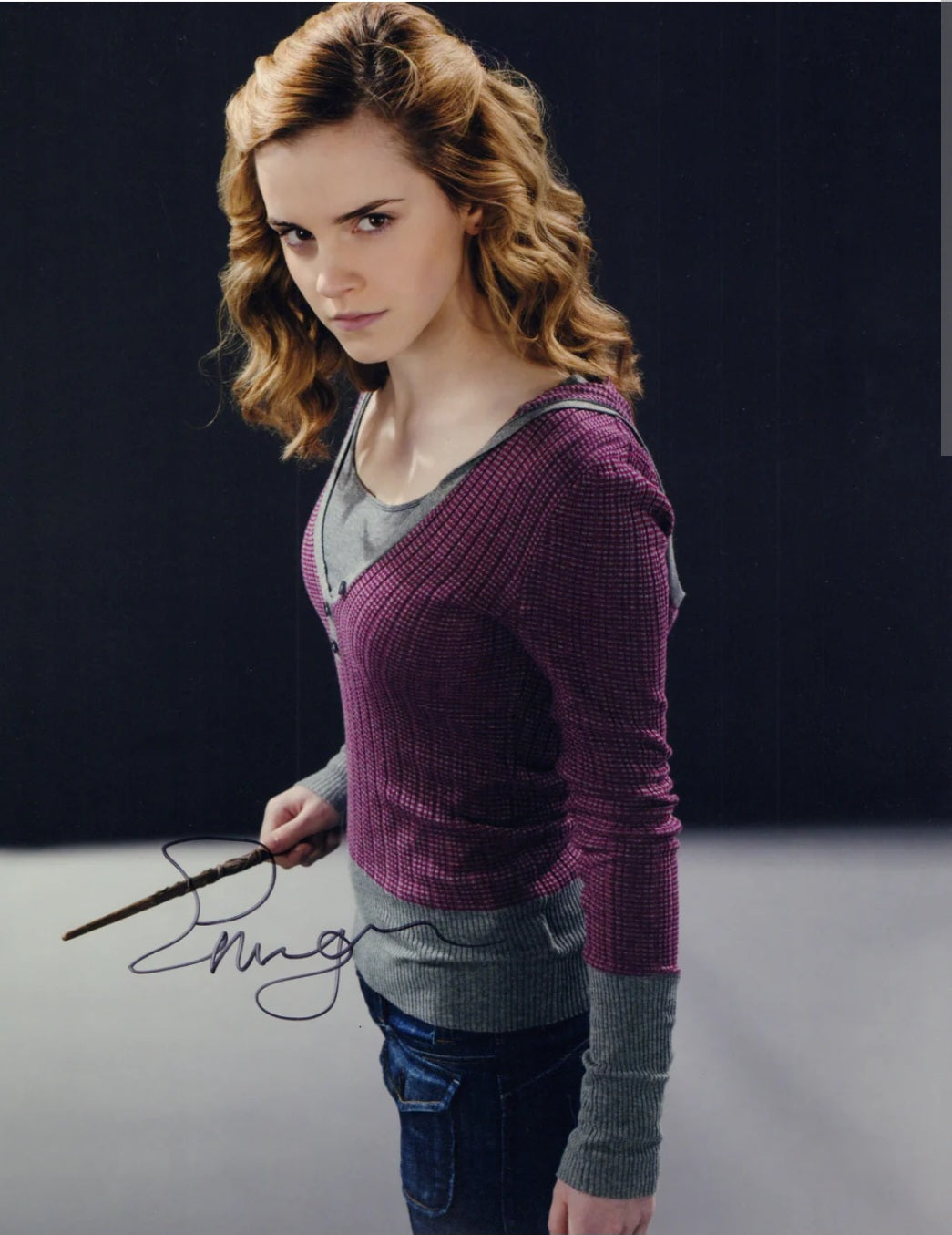 Amelia Clarke signed photo action scene