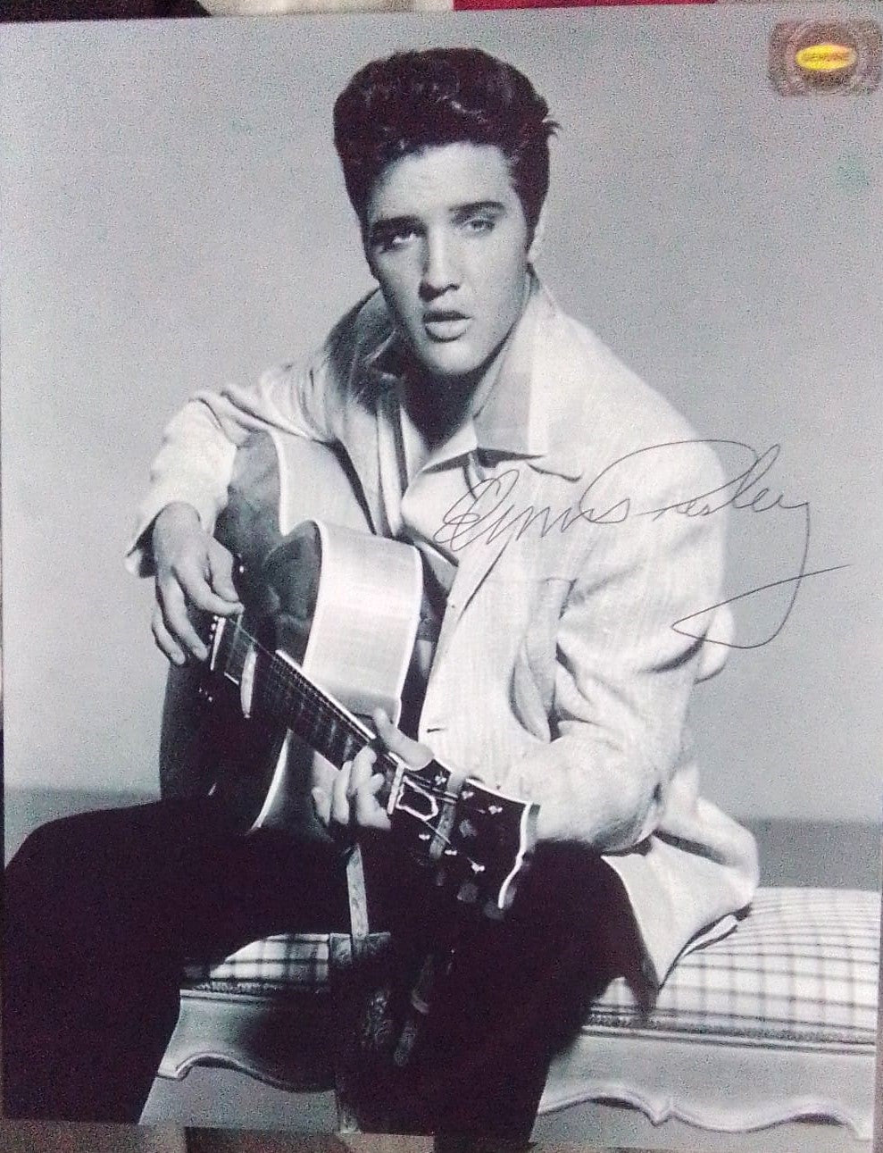 ELVIS PRESLEY signed autographed photo COA Hologram Beckett Autographs