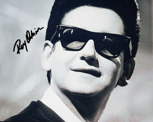 Roy Orbison signed black and white photo