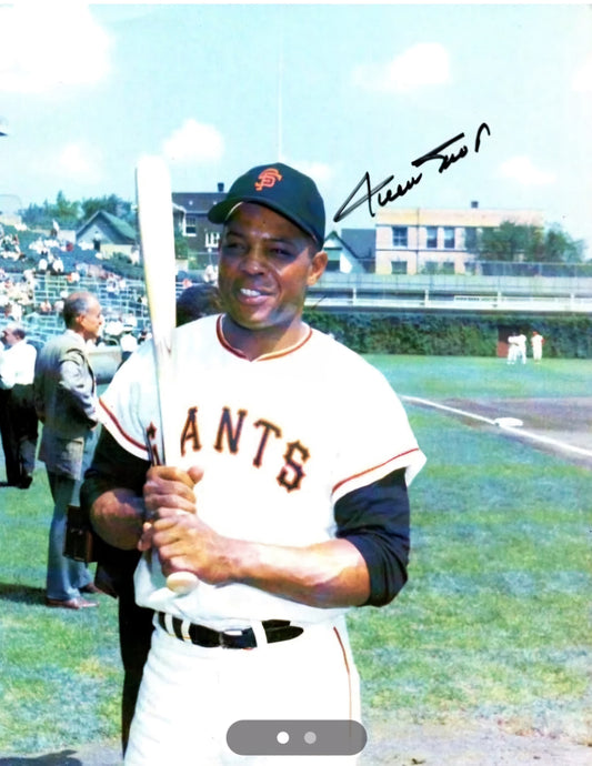 Willie Mays Signed Photo Giants Beckett Autographs