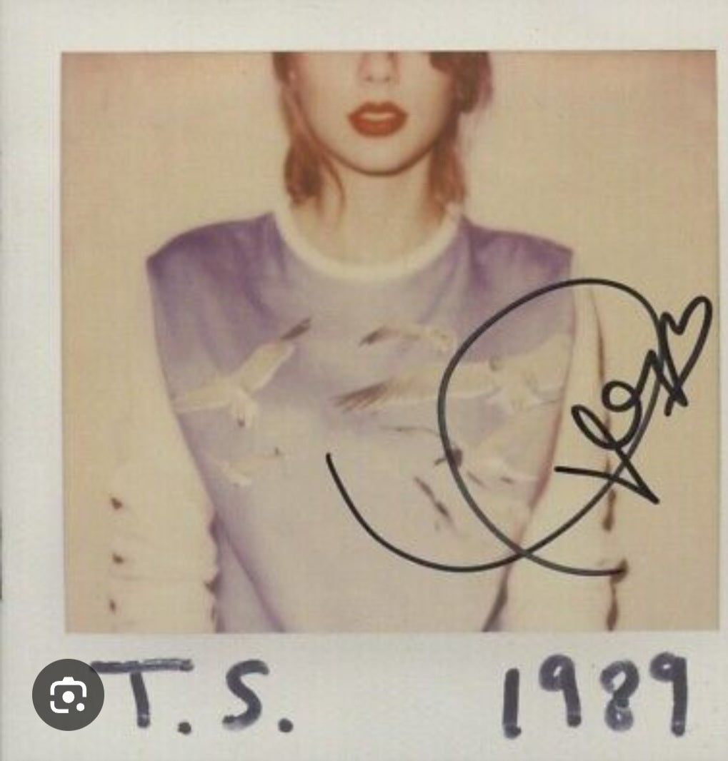 TAYLOR SWIFT Signed Autographed TS 1989 Album COA Hologram