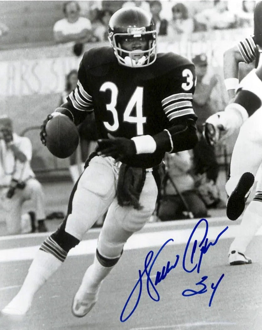 Walter Payton signed autographed photo in action