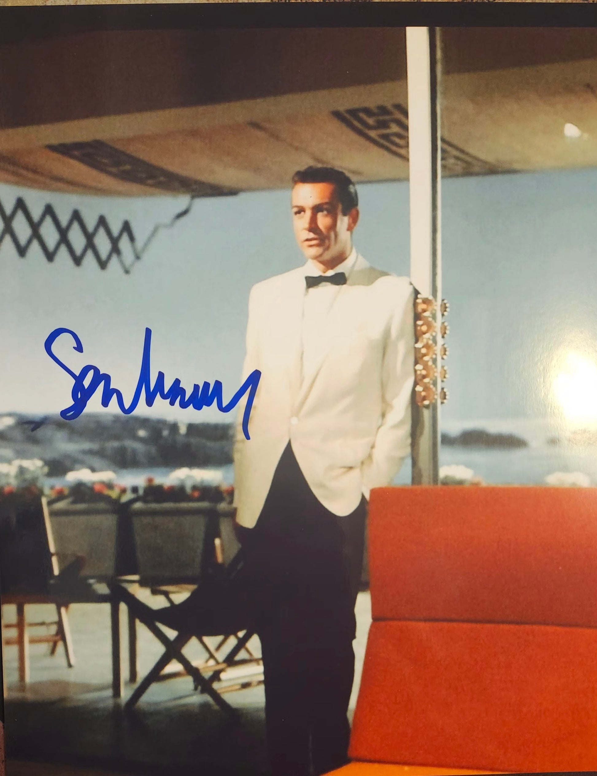 Sean Connery signed photo dinner set pic