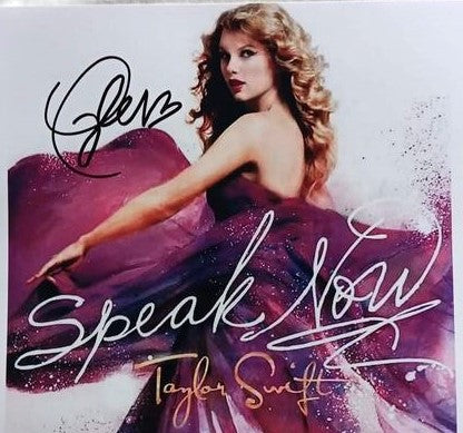 TAYLOR SWIFT signed autographed album speak now 2010 COA Hologram 