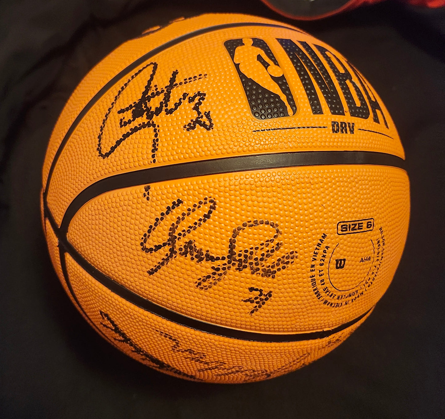 MICHAEL JORDAN AND NBA LEGENDS Signed Basketball COA Hologram