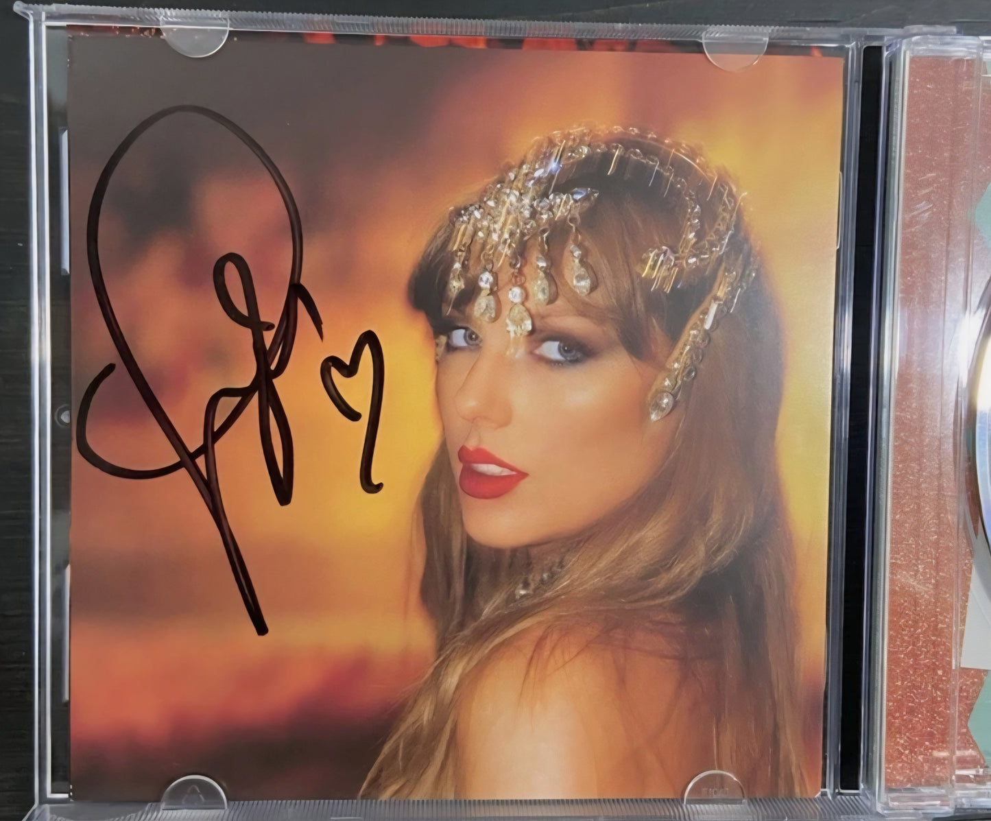 TAYLOR SWIFT The Life of a Showgirl Signed CD COA Hologram