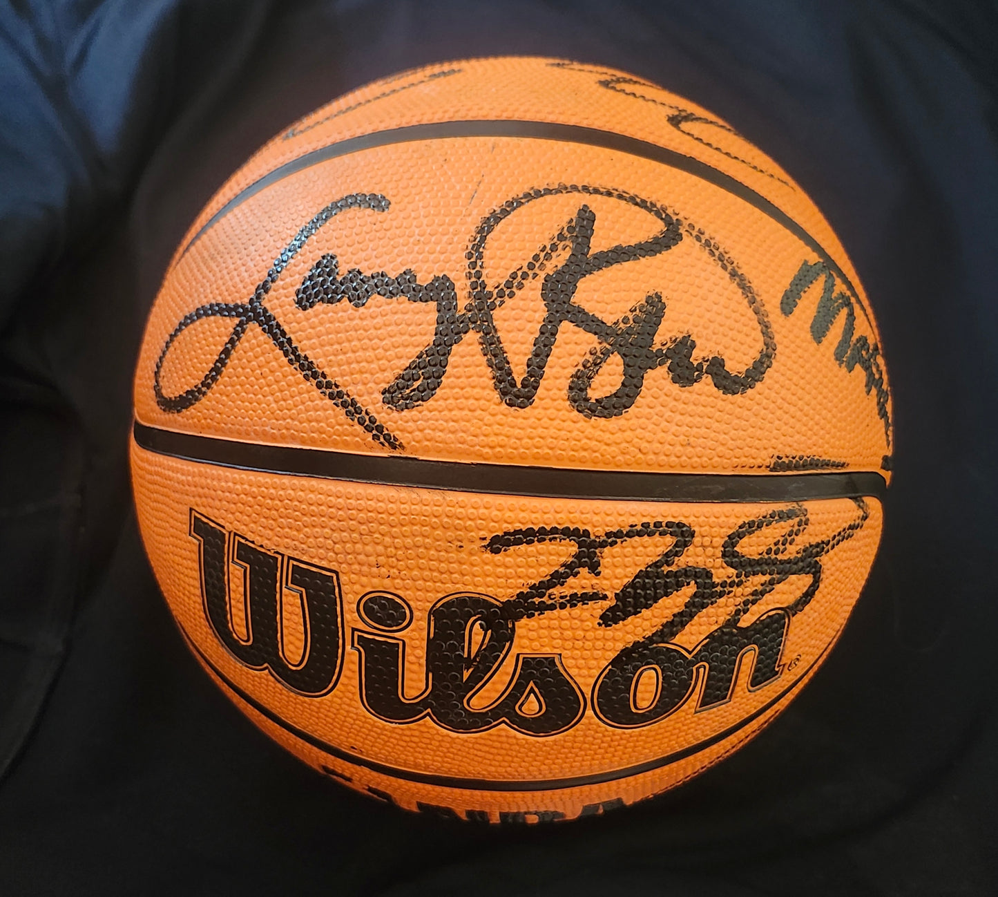MICHAEL JORDAN AND NBA LEGENDS Signed Basketball COA Hologram