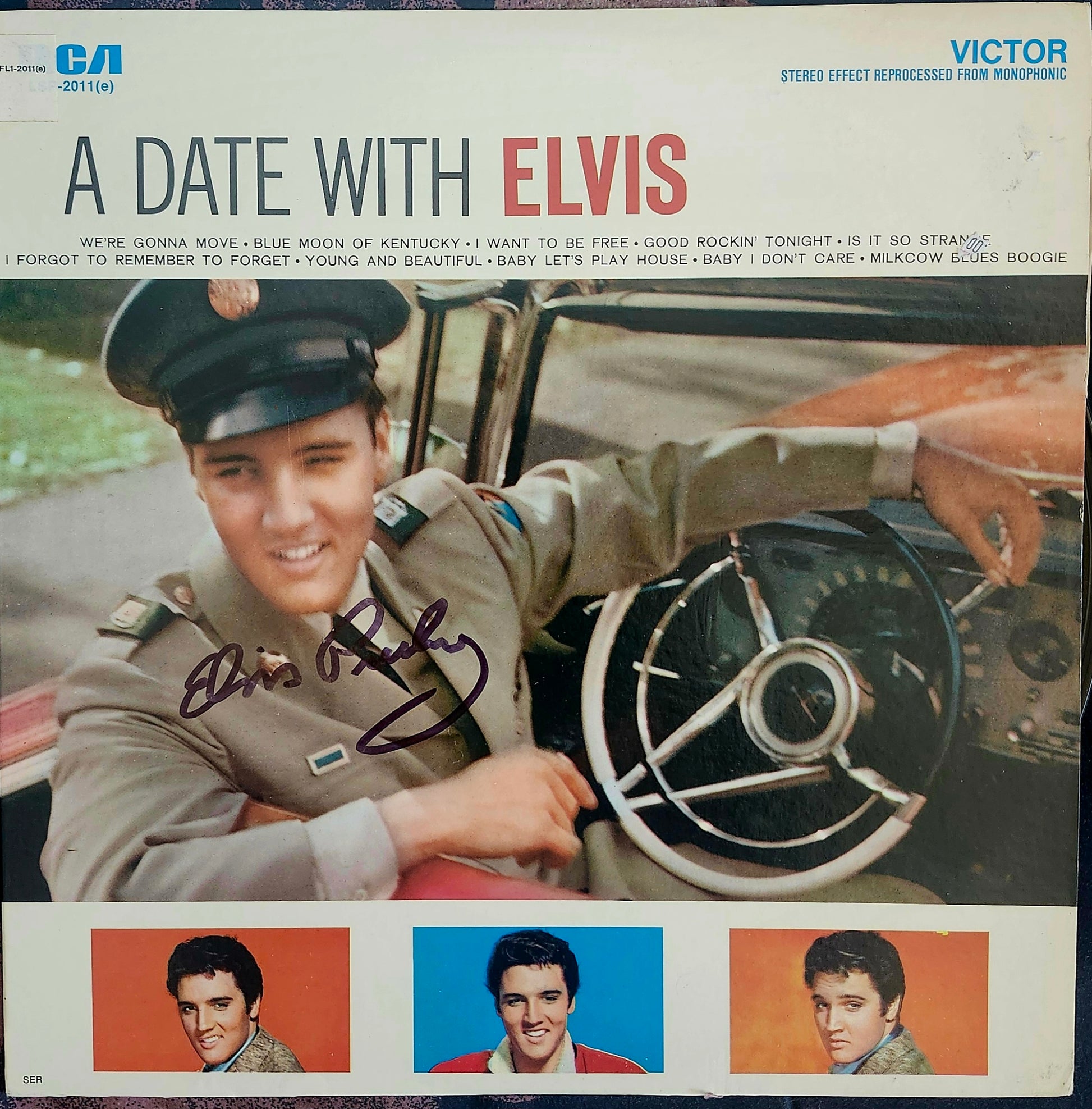 Elvis Presley signed album titled kissin cousins Boston memorabilia