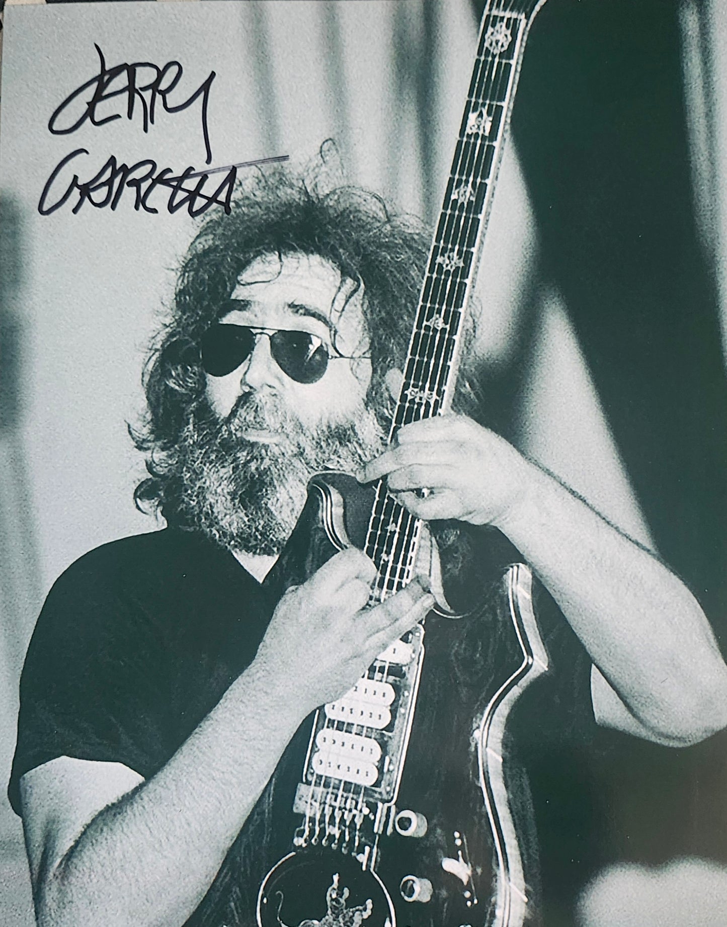 JERRY GARCIA Signed Autographed Photo lazy day COA Hologram