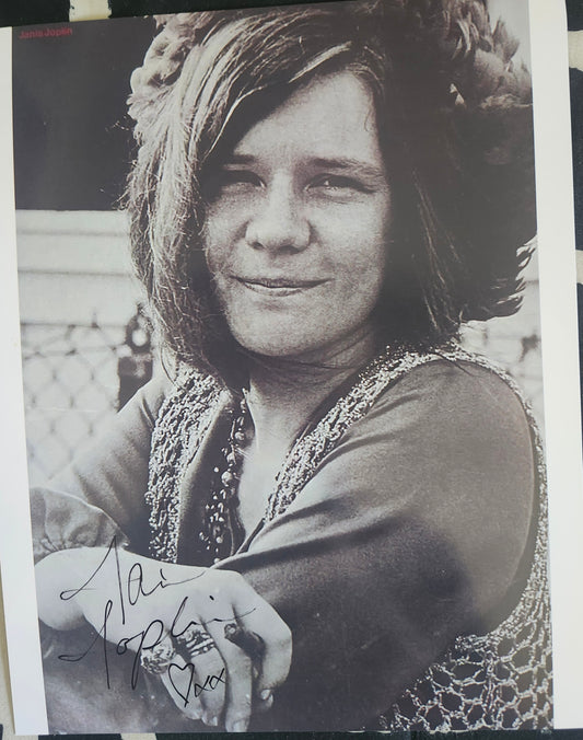 JANIS JOPLIN Signed Photo COA Hologram