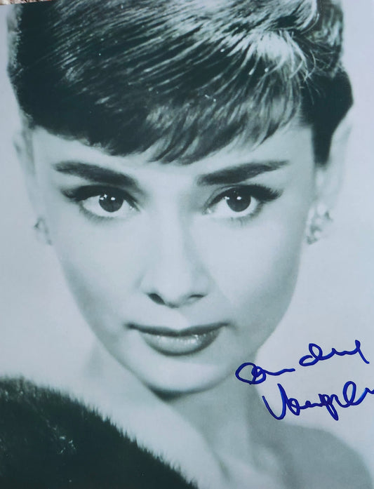 AUDREY HEPBURN signed autographed photo visual face COA Hologram