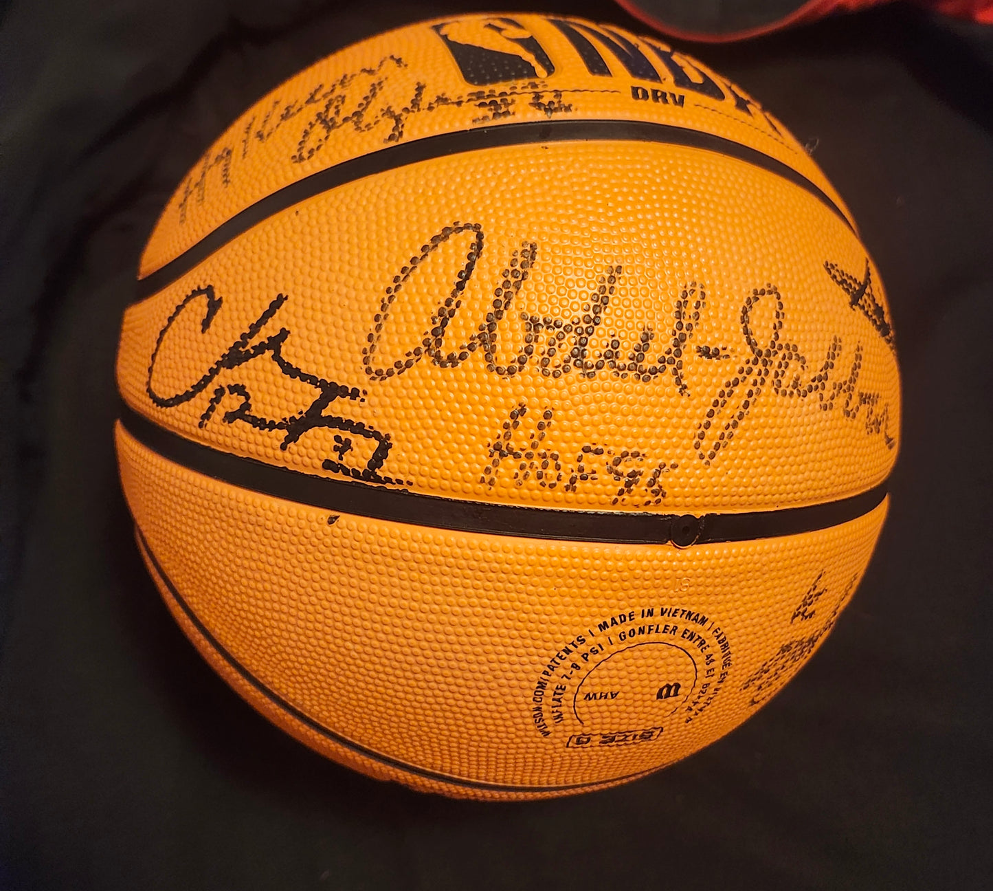 MICHAEL JORDAN AND NBA LEGENDS Signed Basketball COA Hologram