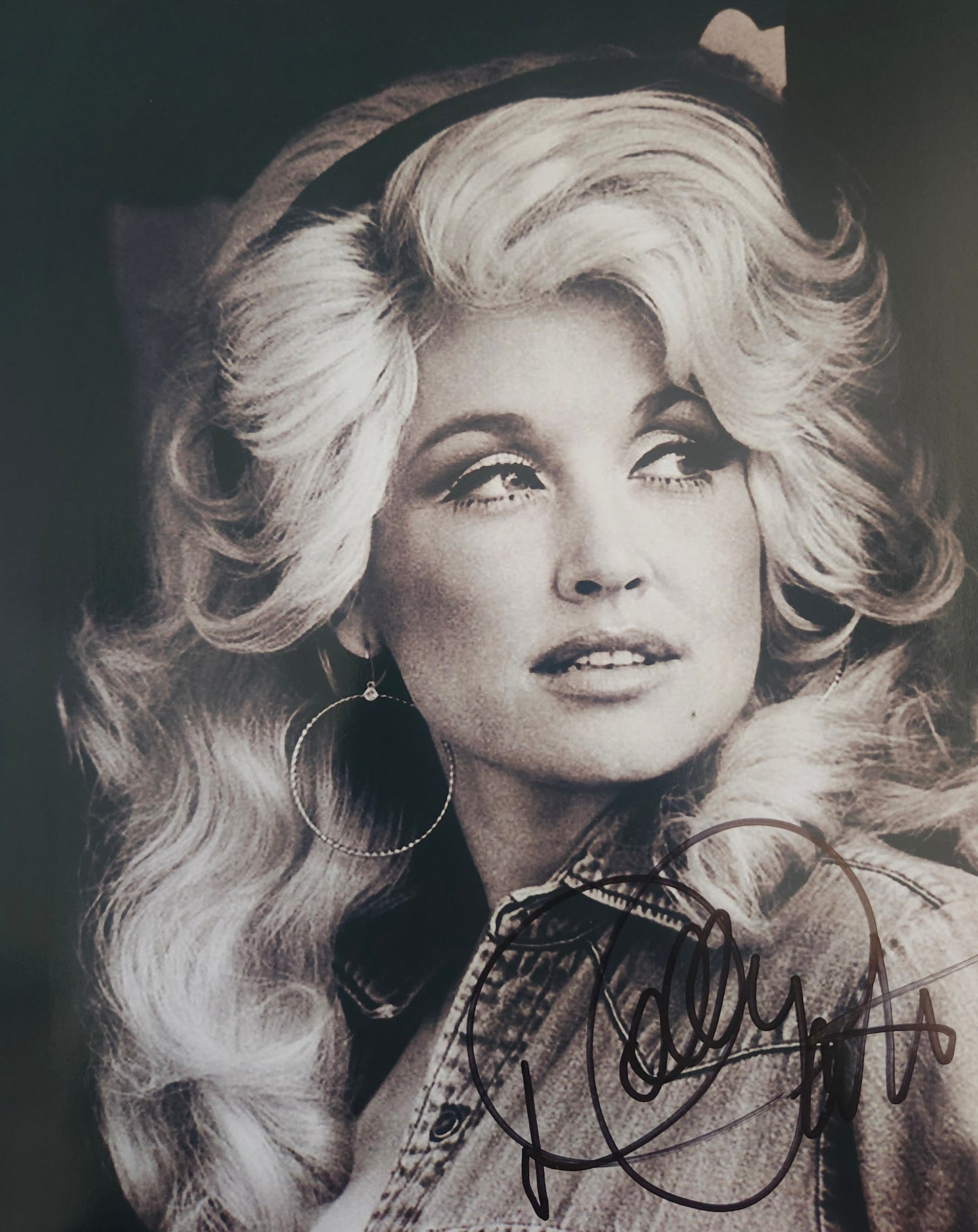 DOLLY PARTON signed autographed COA Hologram