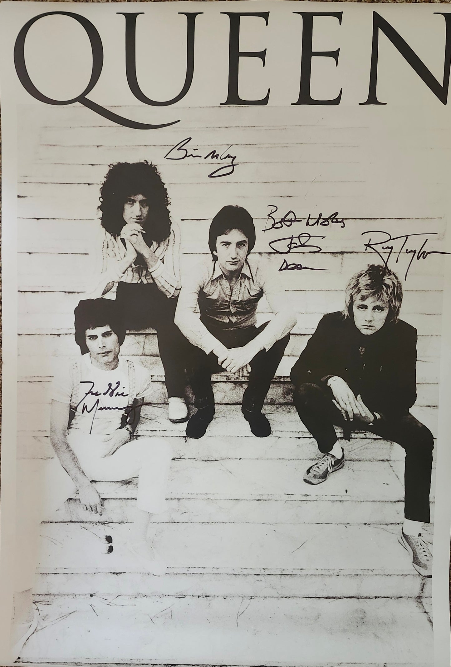 QUEEN BAND signed poster COA Hologram