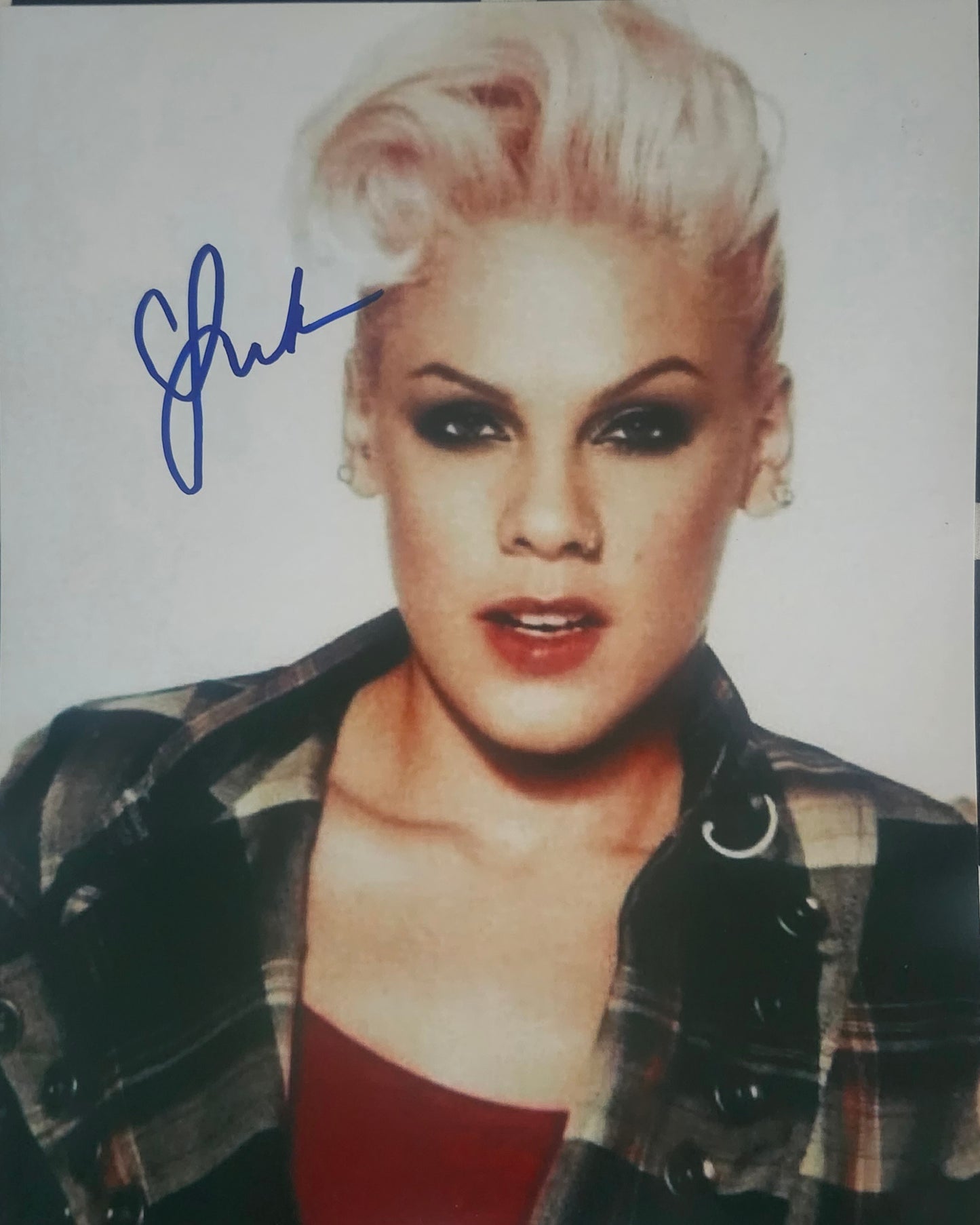PINK SINGER signed autographed photo COA Hologram