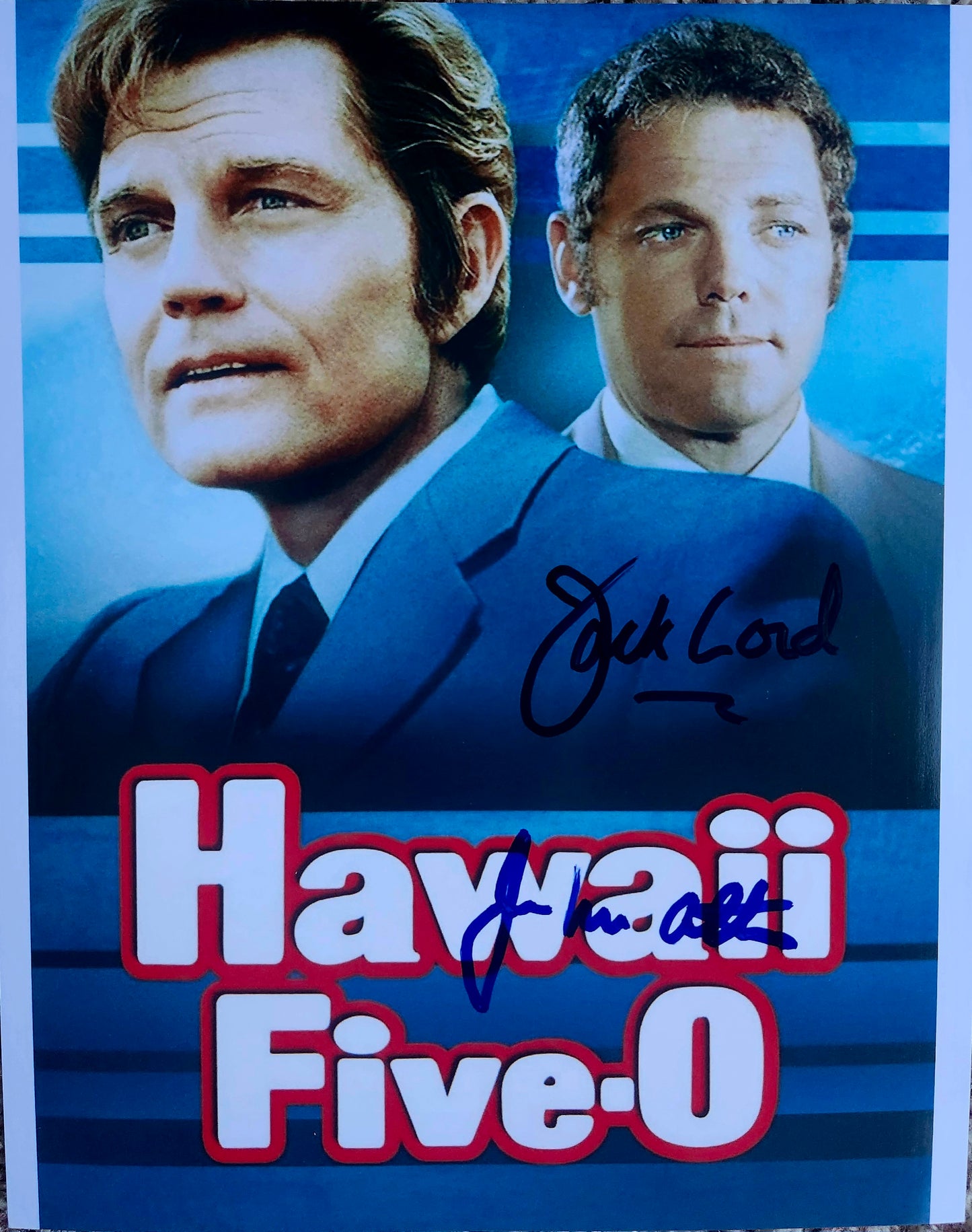 Hawaii Five-0 cast sign photo original Jack Lord and James MacArthur Boston memorabilia