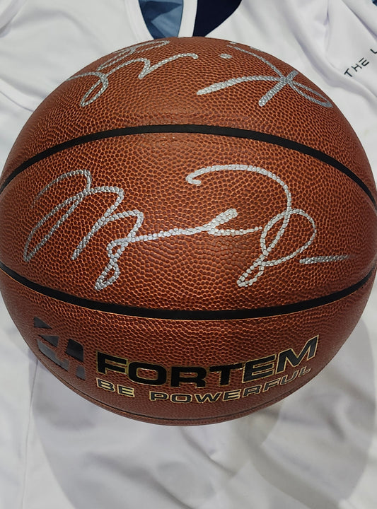 MICHAEL JORDAN KOBE BRYANT Signed Basketball COA Hologram