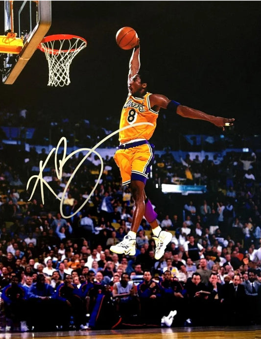 KOBE BRYANT signed autographed photo Super Dunk COA Hologram