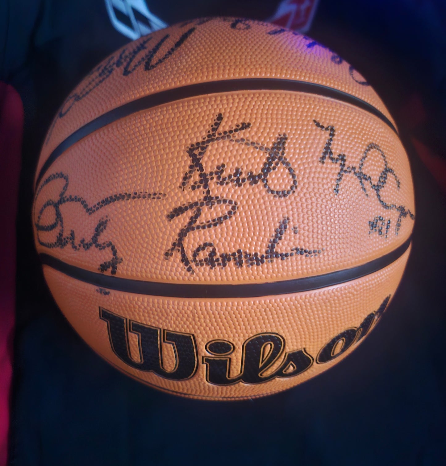 LAKERS CHAMPIONSHIP LEGENDS Signed Basketball COA Hologram