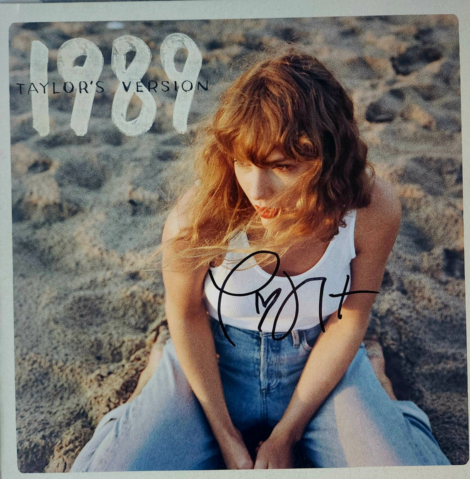 TAYLOR SWIFT Signed Autographed Album 1989 Special Edition main image 1