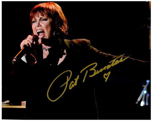 PAT BENATAR signed autographed photo COA Hologram Beckett Autographs