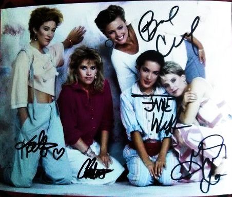 THE GO GO'S signed autographed photo COA Hologram Beckett Autographs