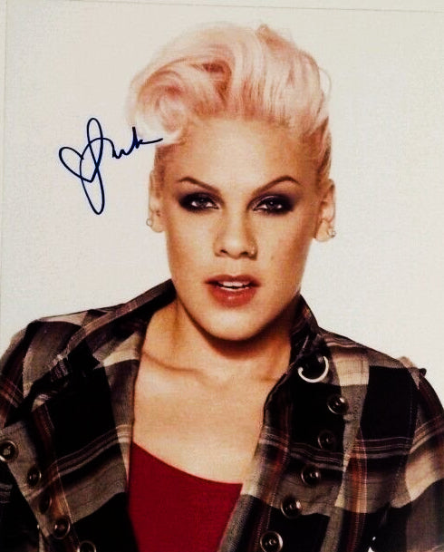 PINK SINGER signed autographed photo COA Hologram Beckett Autographs