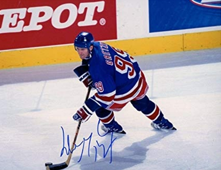 WAYNE GRETZKY signed autographed photo COA Hologram Beckett Autographs