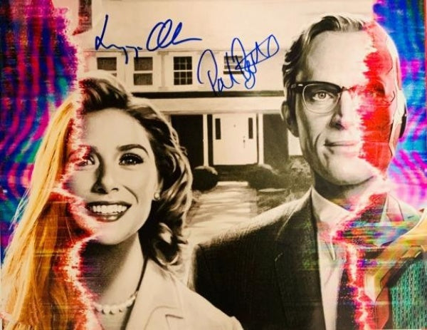 Elizabeth Olsen Paul Bettany signed autographed photo COA Hologram Beckett Autographs