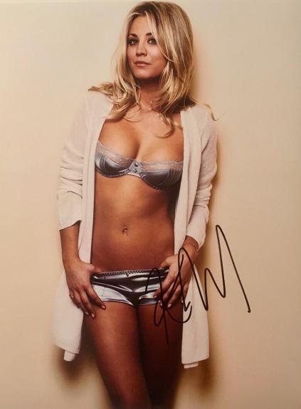 KALEY CUOCO BIG BANG THEORY signed autographed photo COA Hologram Beckett Autographs