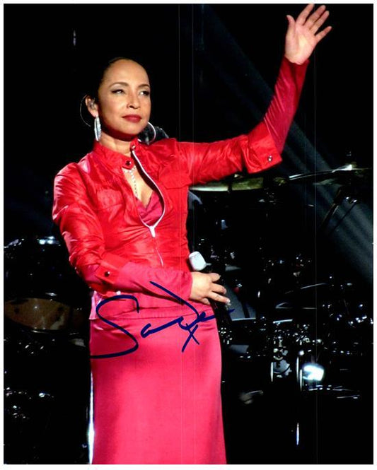 SADE signed autographed photo COA Hologram Beckett Autographs